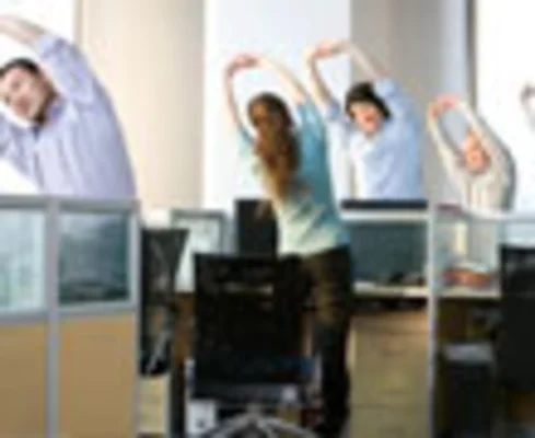 Controle el estrés: Pausas activas en el trabajo